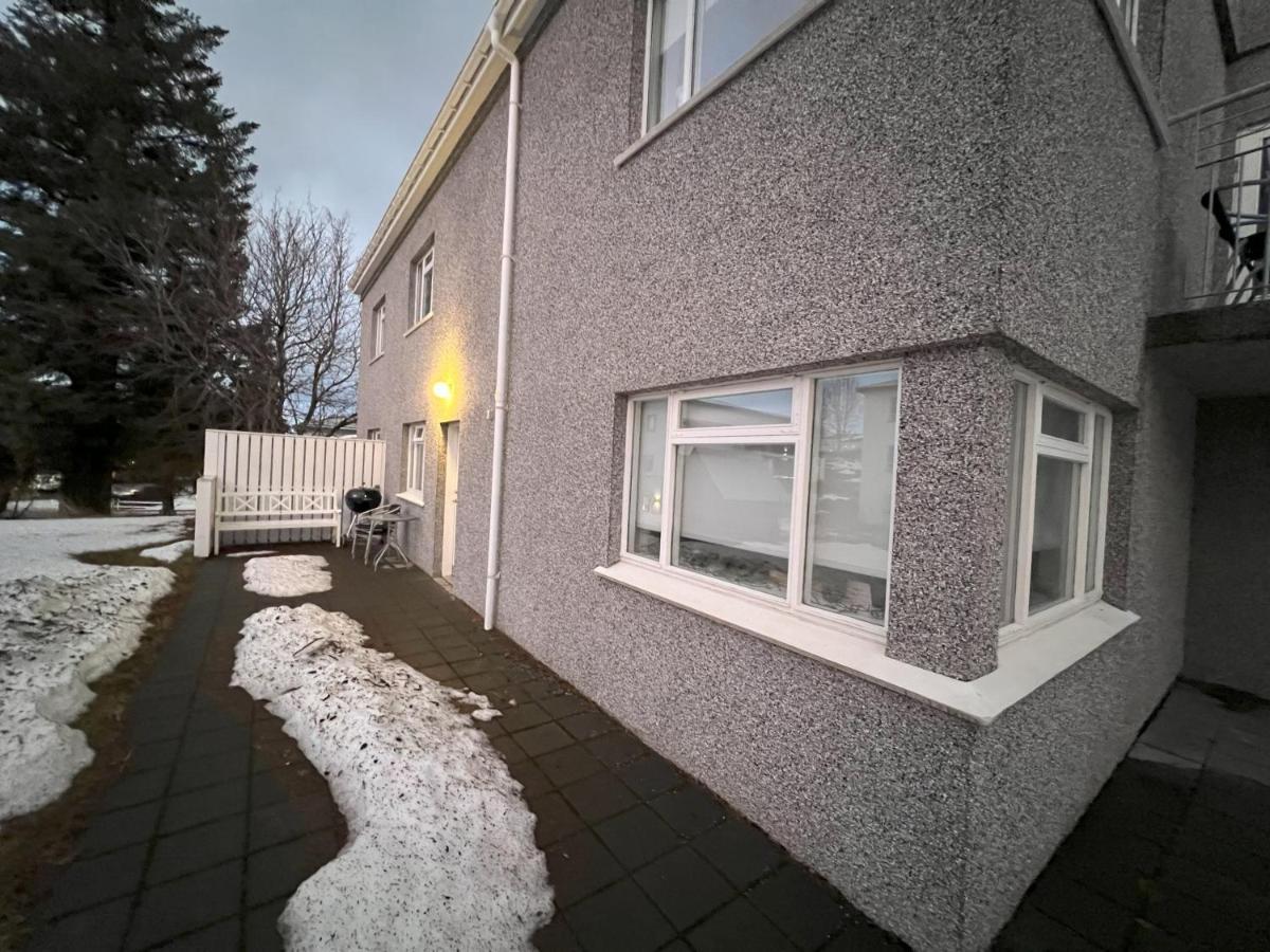 Guesthouse Akureyri - Apartments Near Down Town Eksteriør bilde